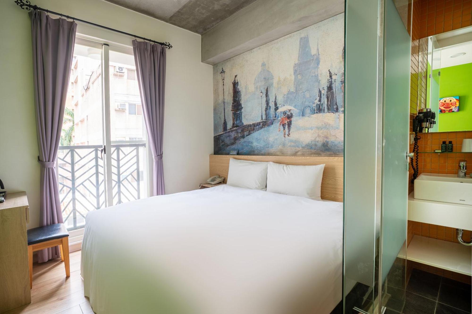 ฟันเฮาส์ วายแซด Hotel ไถจง ภายนอก รูปภาพ